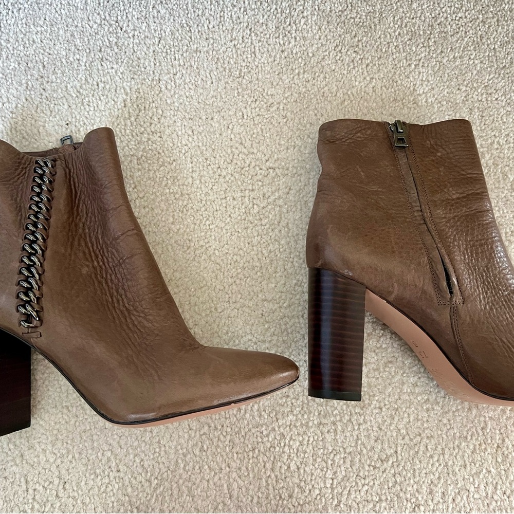 COACH Brown Mocha Leather Ankle Boots with Square Heel 7.5M - Picture 6 of 12
